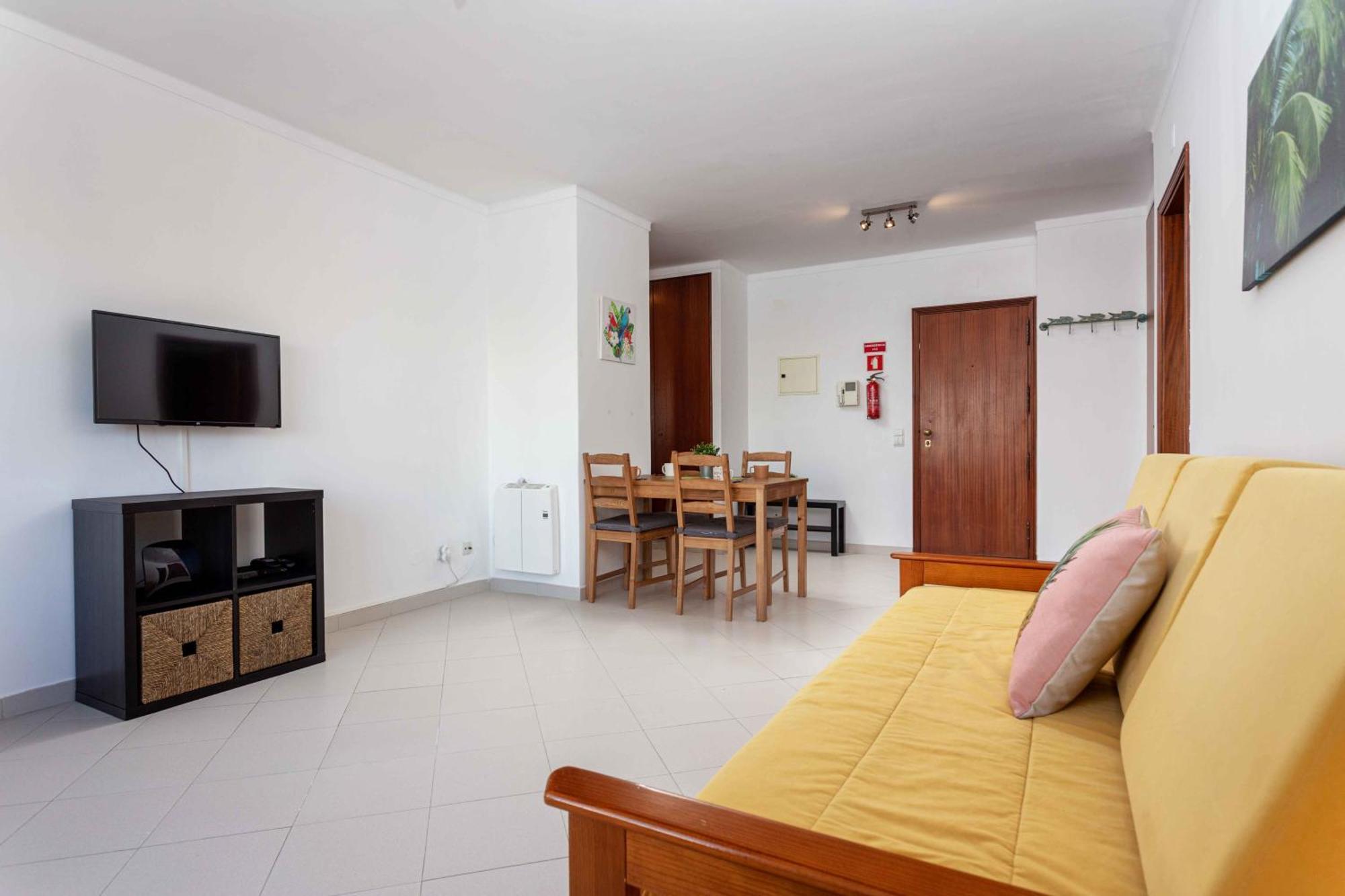 Blife Amorya Private Apartment Faro Exterior photo